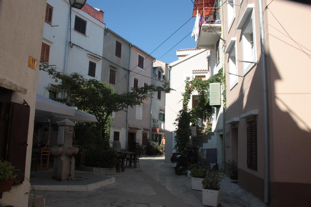Apartments Sanja Baška Εξωτερικό φωτογραφία
